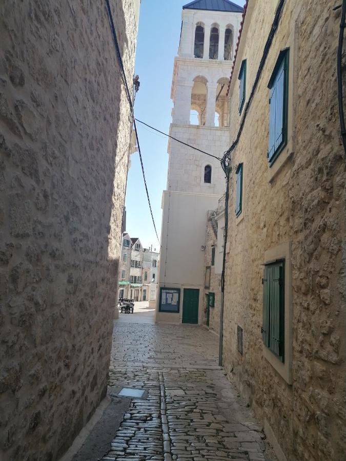 Haeuschen Am Meer Vodice Exterior photo